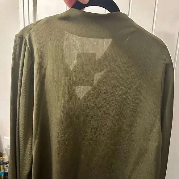 Esmaèè dark green blouse - Picture 3 of 4